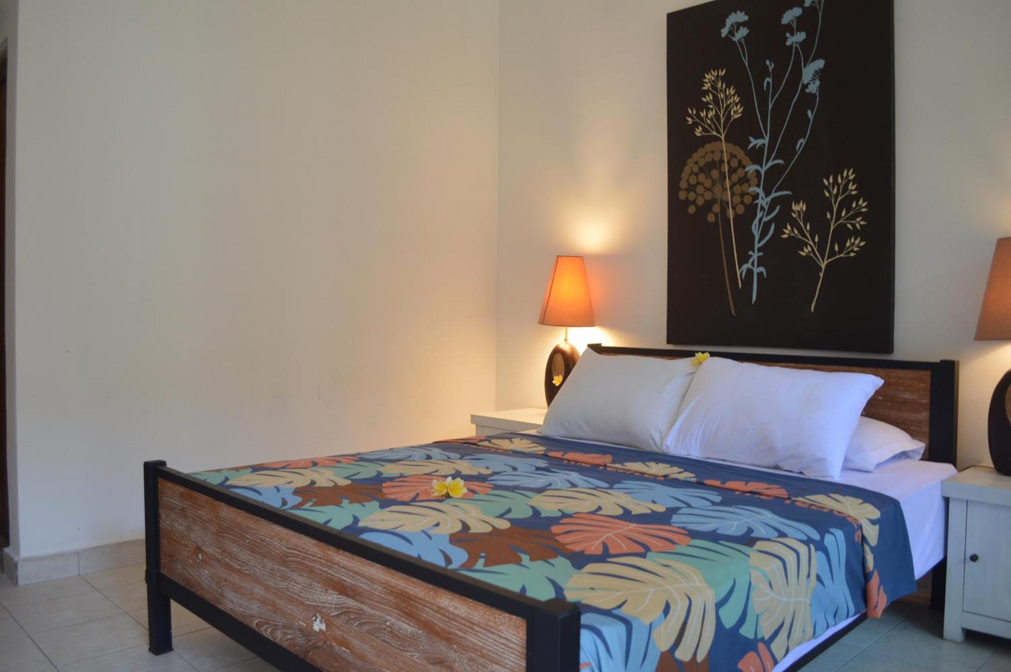 Little Pond Homestay Санур Экстерьер фото